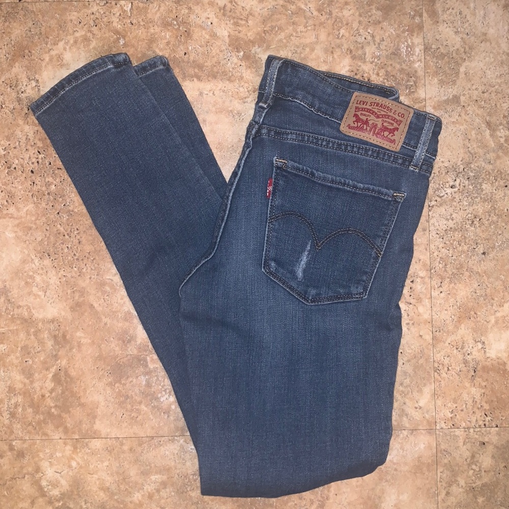 Levi’s 711 skinny jeans